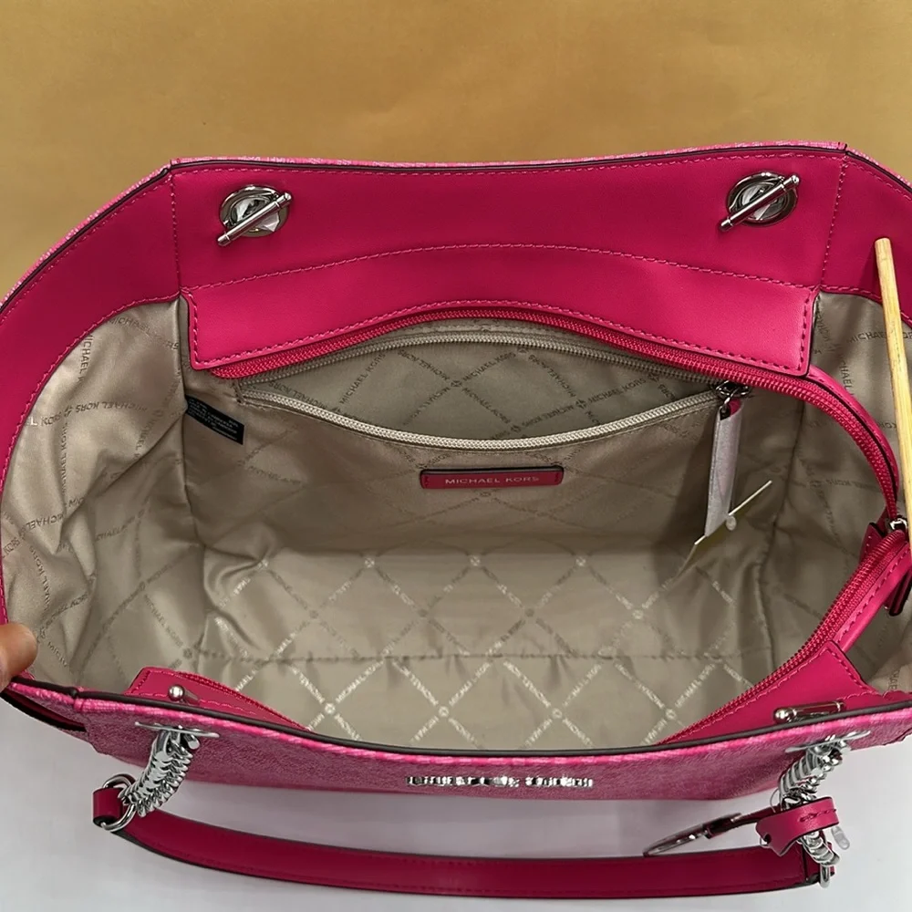 MICHAEL KORS  Jet Set Travel Large Signature Chain Shoulder Tote Bag Dragonfruit - Picture 12 of 14